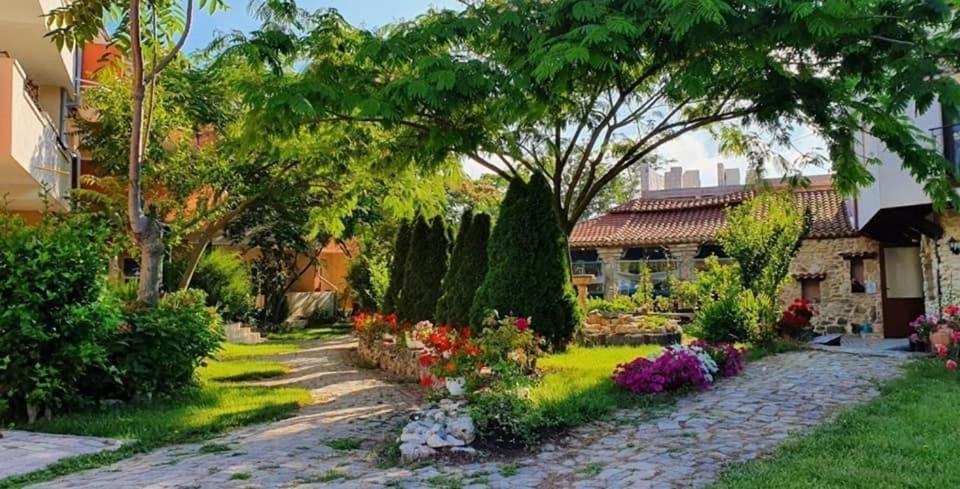 ヴァマ・ヴェケ Vamabel House Bed & Breakfast エクステリア 写真
