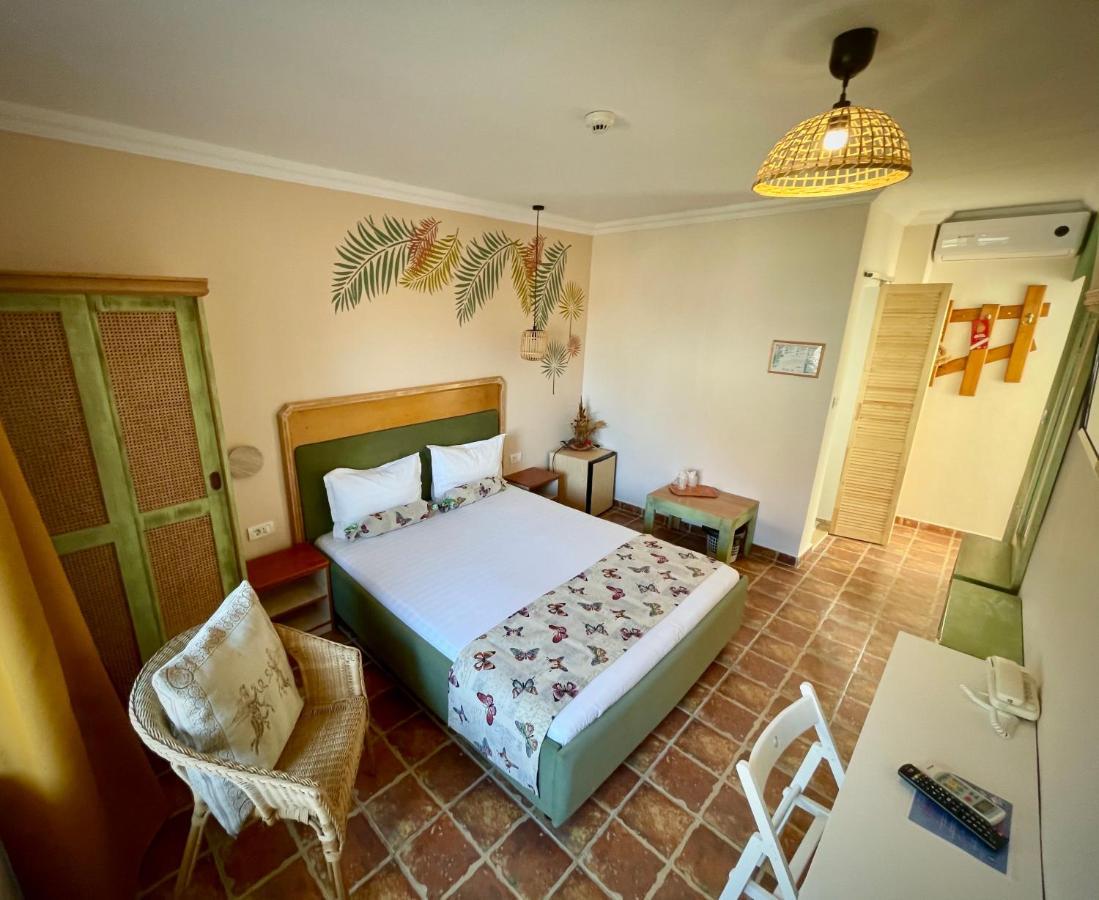 ヴァマ・ヴェケ Vamabel House Bed & Breakfast エクステリア 写真